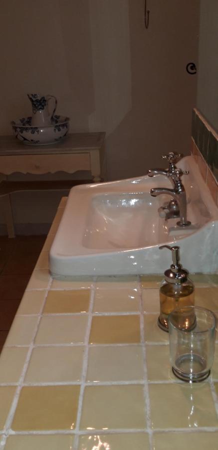 La Maison Des Autres, Piscine Chauffee, D'hotes Proches Uzes, Nimes, Pont Du Gard *